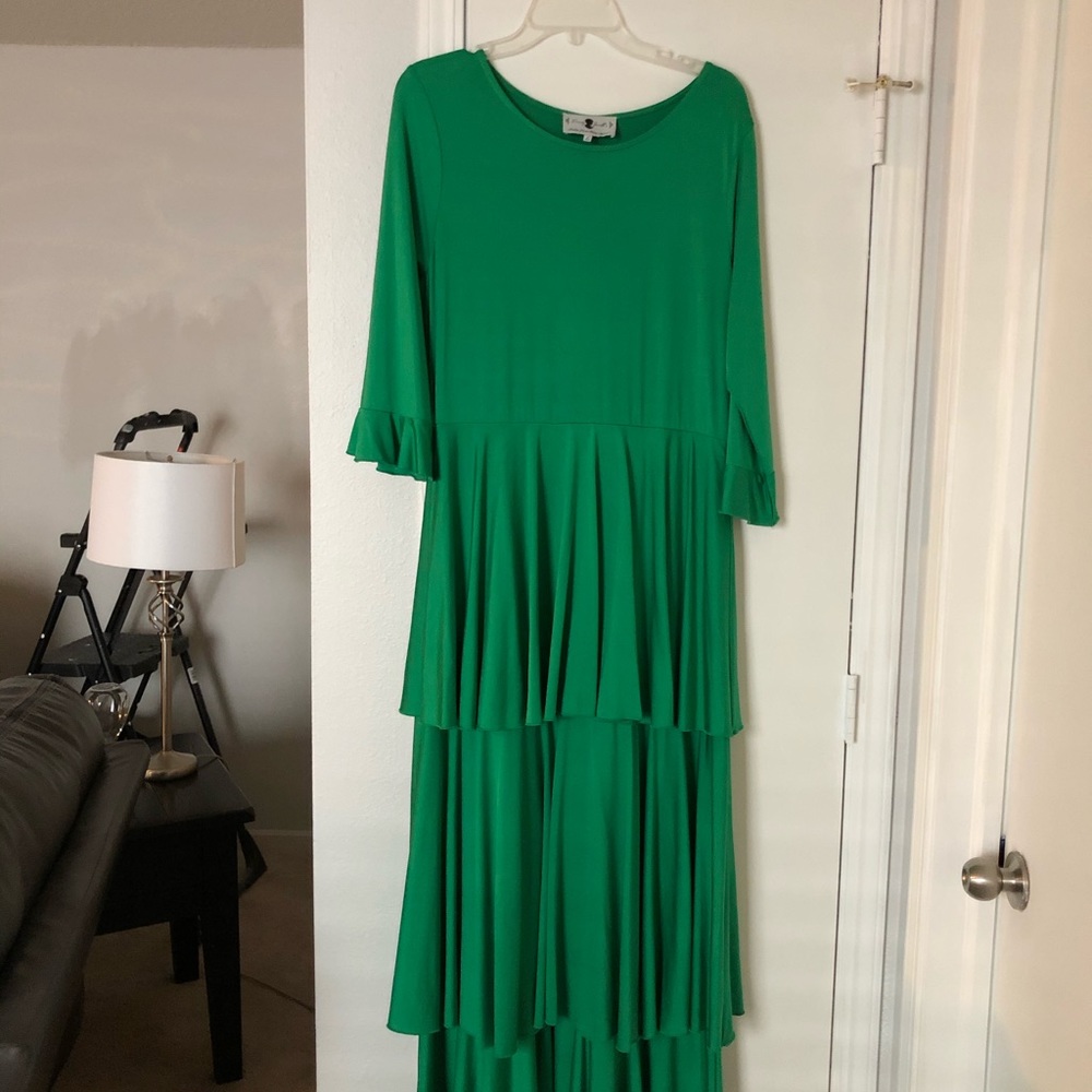 Dainty Jewell’s Dress